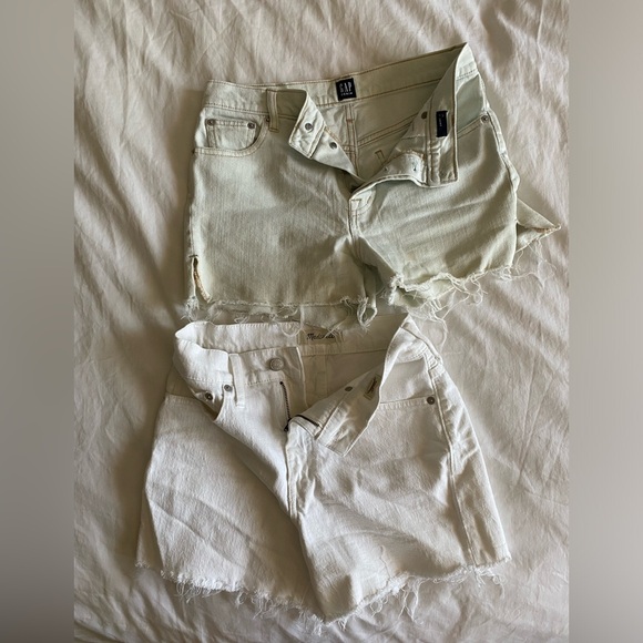 2 for 1! Madewell High Rise White Frayed Hem Shorts EUC AND! Similar pair by Gap - Picture 10 of 16